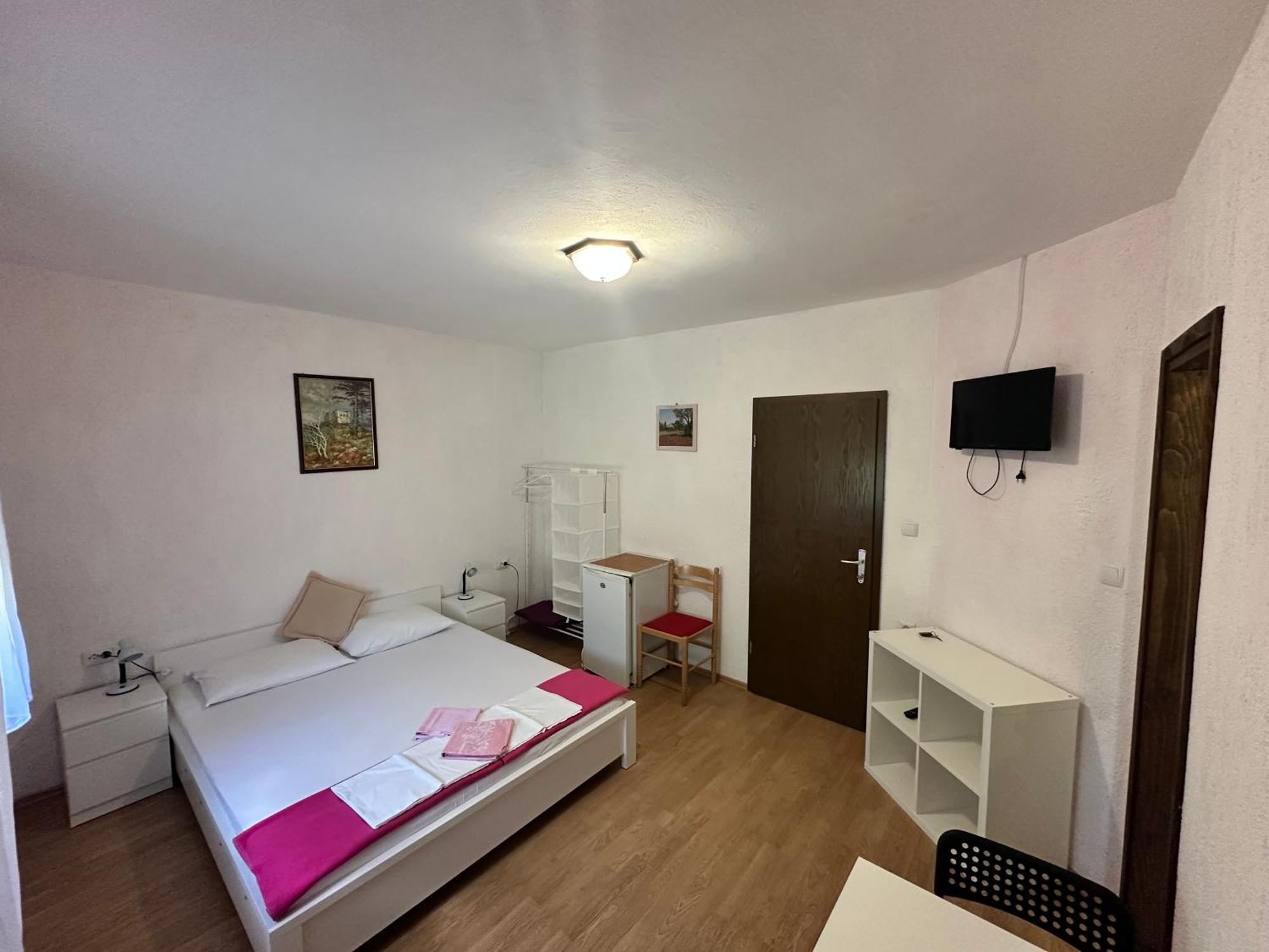 Rooms Anita Sibinj سيبينج كرومبوتسكي المظهر الخارجي الصورة